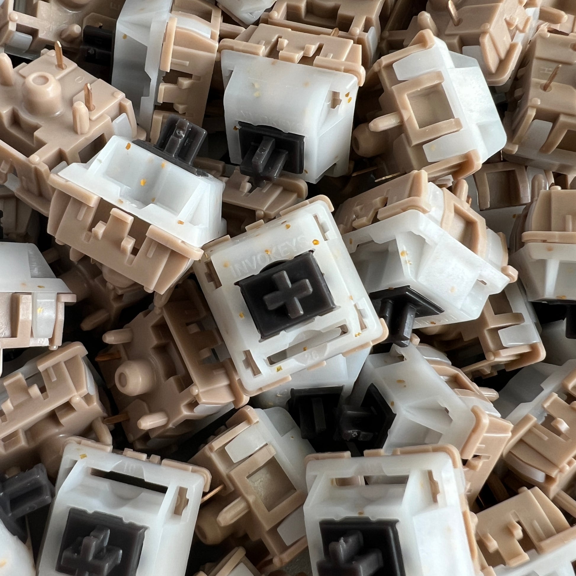 Hojicha Reserve Switches Pile Product Photo